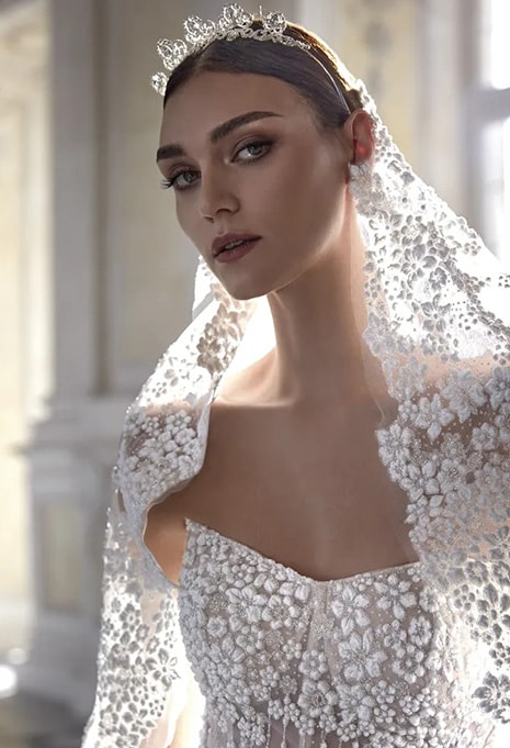 close up of Pronovias Privée Lucrezia wedding dress