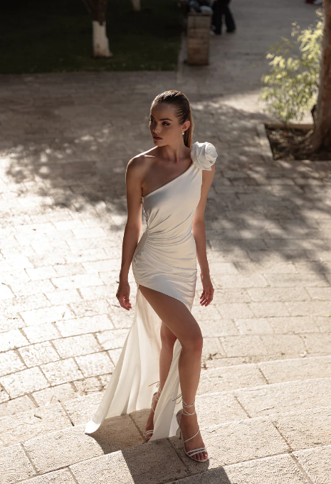 Julie vino - Desiree Wedding Gown