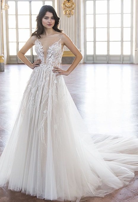 front view of Enzoani Trinity wedding dress