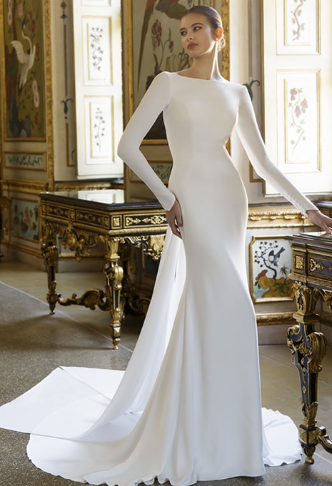 Élysée Atelier Desmond wedding gown