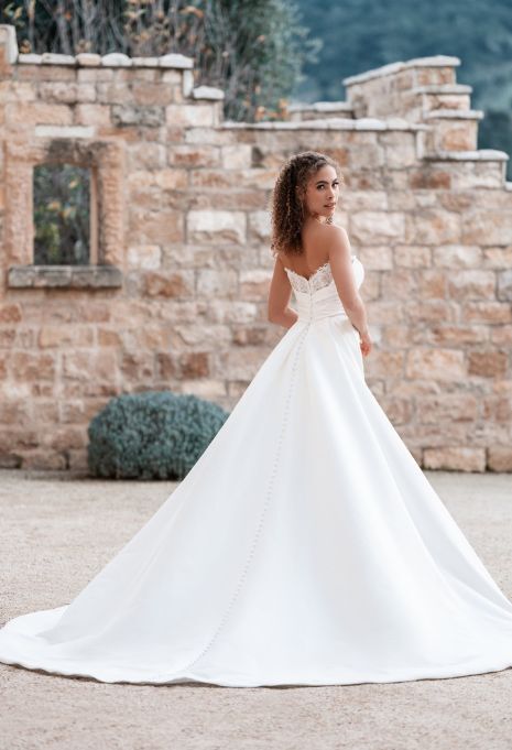 allure bridals a1256 wedding gown train