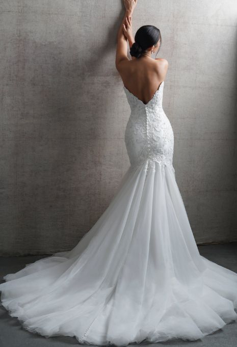 allure c744 wedding gown train