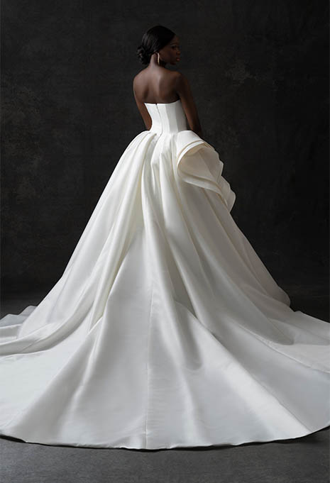 back view of Allure Bridals C752 wedding gown