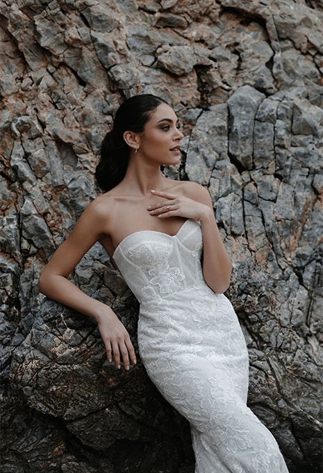 close-up Allure Bridals Liliana wedding gown