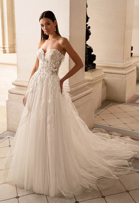 Élysée Fae wedding gown