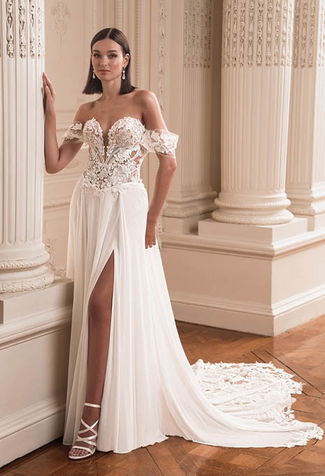 Élysée Firouze wedding gown front view