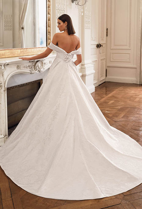 back view of Élysée Frederique wedding gown