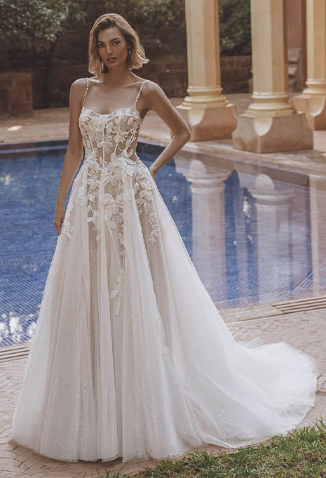 Enzoani Umbria wedding gown