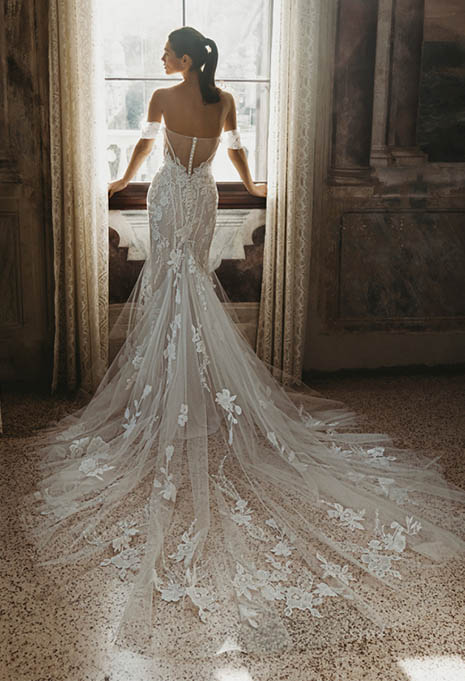 back view of PEN LIV Capri wedding gown