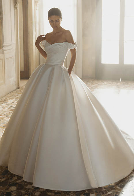 front view of PEN LIV Charlean wedding gown