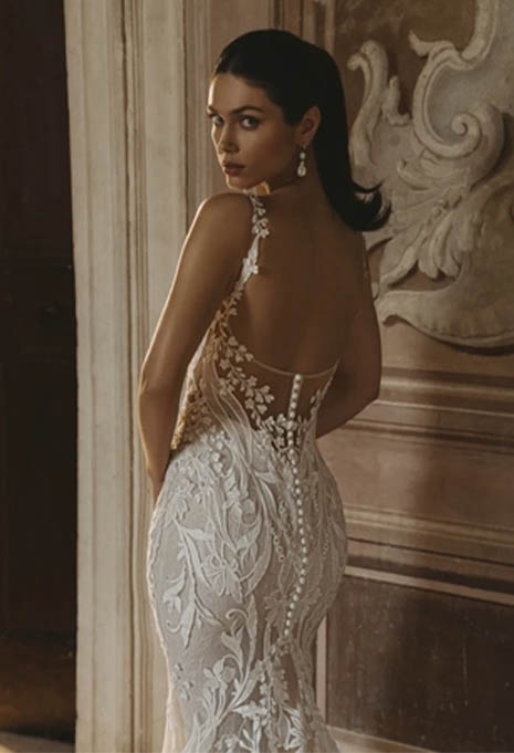 close-up side view of PEN LIV Claris wedding gown