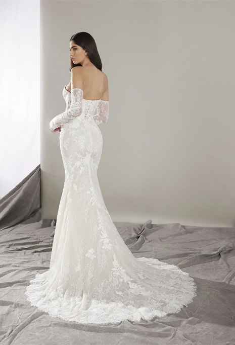 side view of Pronovias Hart wedding gown