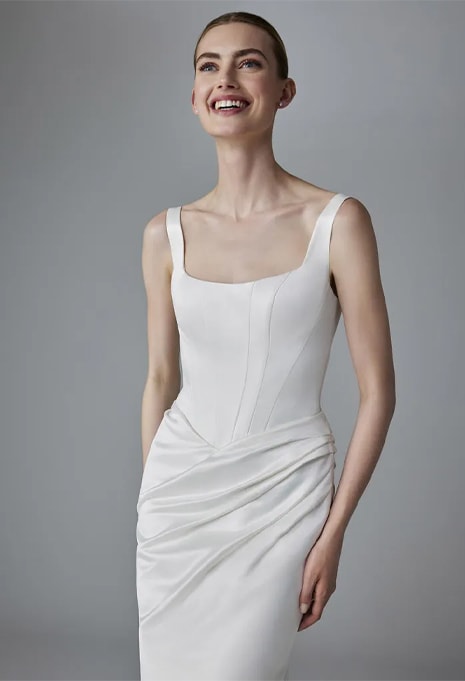 front view of Pronovias Dennise wedding gown