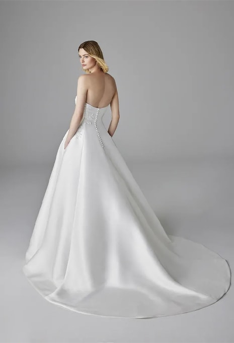 side view of Pronovias Galen wedding gown