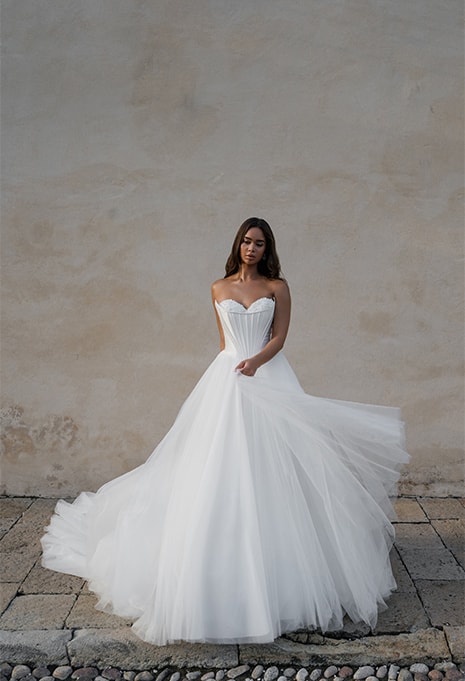 front view of Allure Bridals Fortuna wedding gown