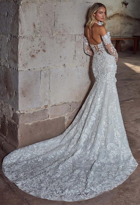 side view of Calla Blanche Tanvi wedding gown