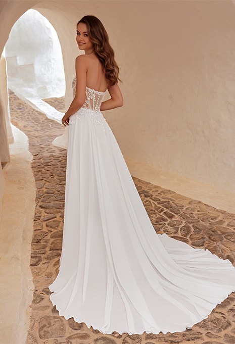 side view of Love by Enzoani Denise wedding gown