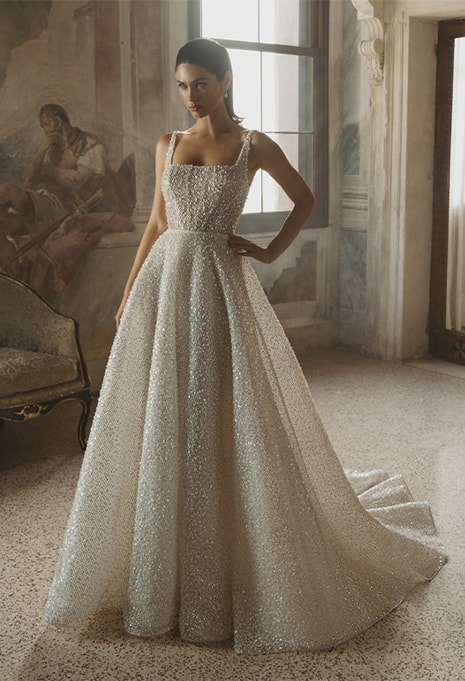 front view of PEN LIV Chelsea wedding gown
