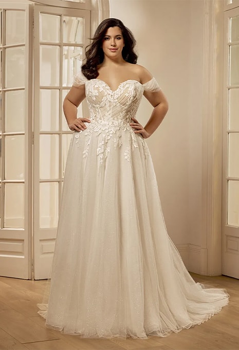 Portrait Bridal X Bernadine wedding gown