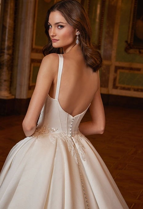 close-up back view of ÉLYSÉE Privé Elsie wedding gown