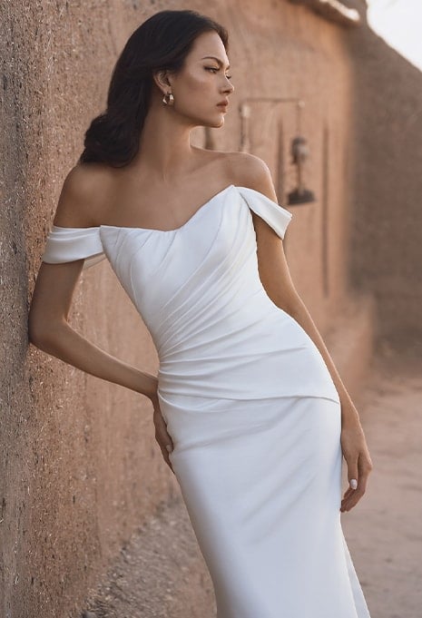 close-up front view of Blue by Enzoani Thu wedding gown
