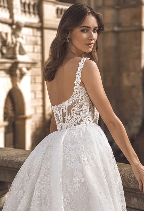 close-up side view of ÉLYSÉE Privé Forina wedding gown