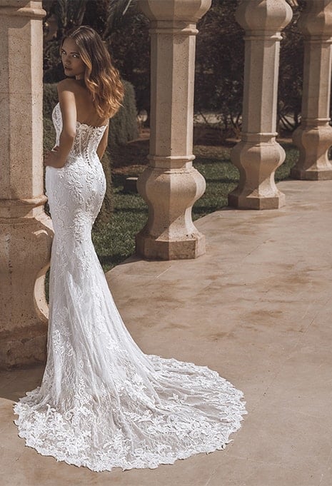 Enzoani Venice wedding gown side view