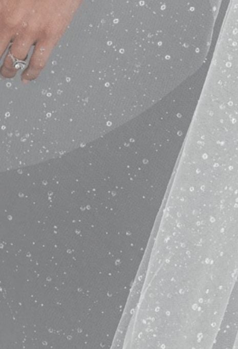 close-up of fBel Aire Bridal V7839C veil