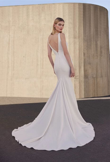 Pronovias Snowbeet back