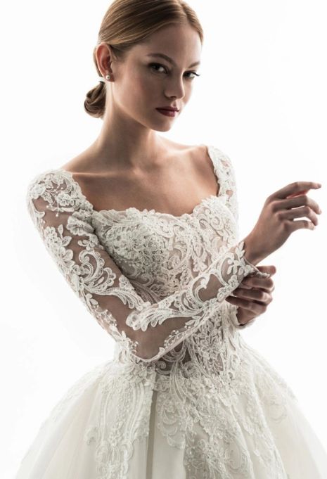 Model wearing the ÉLYSÉE Privé Garnissa gown up close from the front