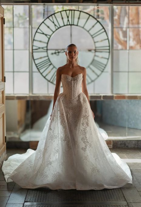Blanche Bridal Faye wedding gown