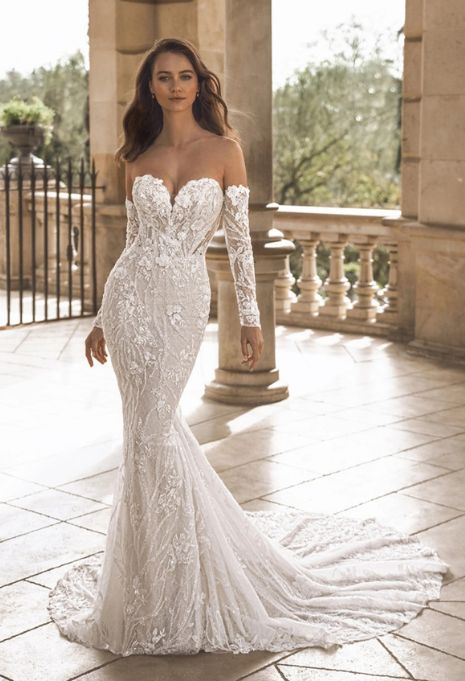 ÉLYSÉE Privé Fantasia wedding gown