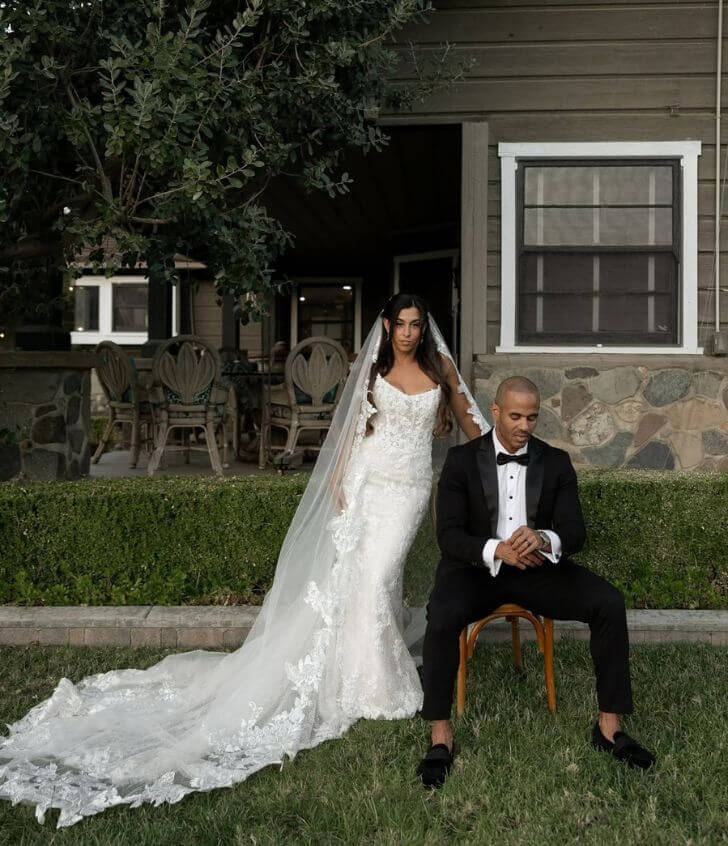 #KarozaBride:  Francesca in the Pen Liv Dara Gown